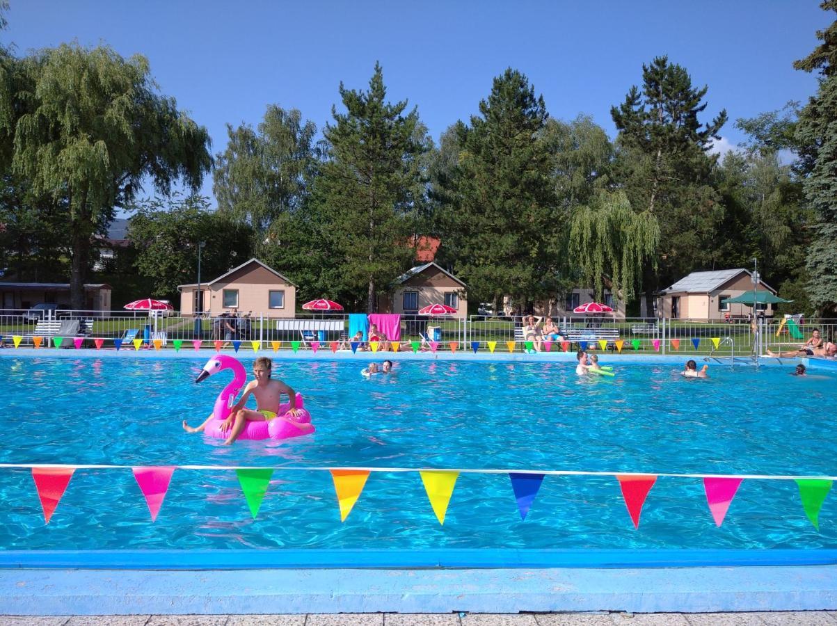 Camping Roznov Roznov pod Radhostem Bagian luar foto